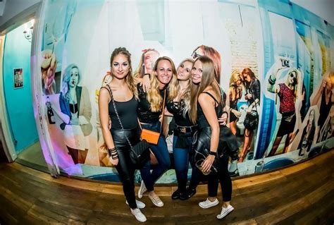 Hungarian Live Sex Cams with Magyar Girls .